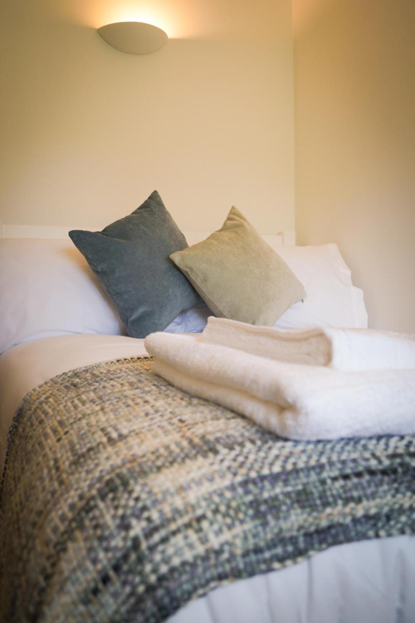 Lemon Tree Rooms - Newly Refurbished Coastal Stay Swyre Exterior foto