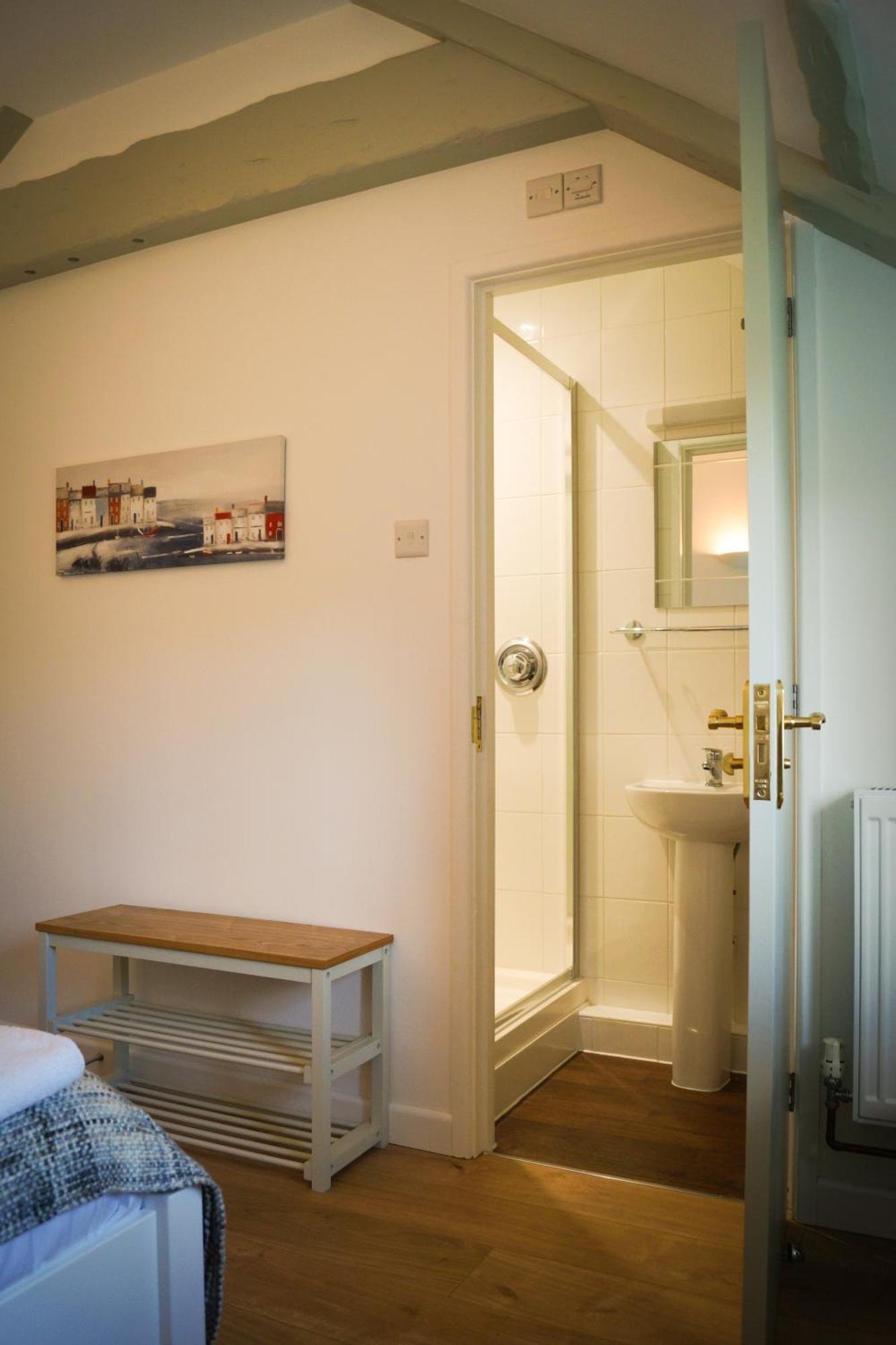 Lemon Tree Rooms - Newly Refurbished Coastal Stay Swyre Exterior foto