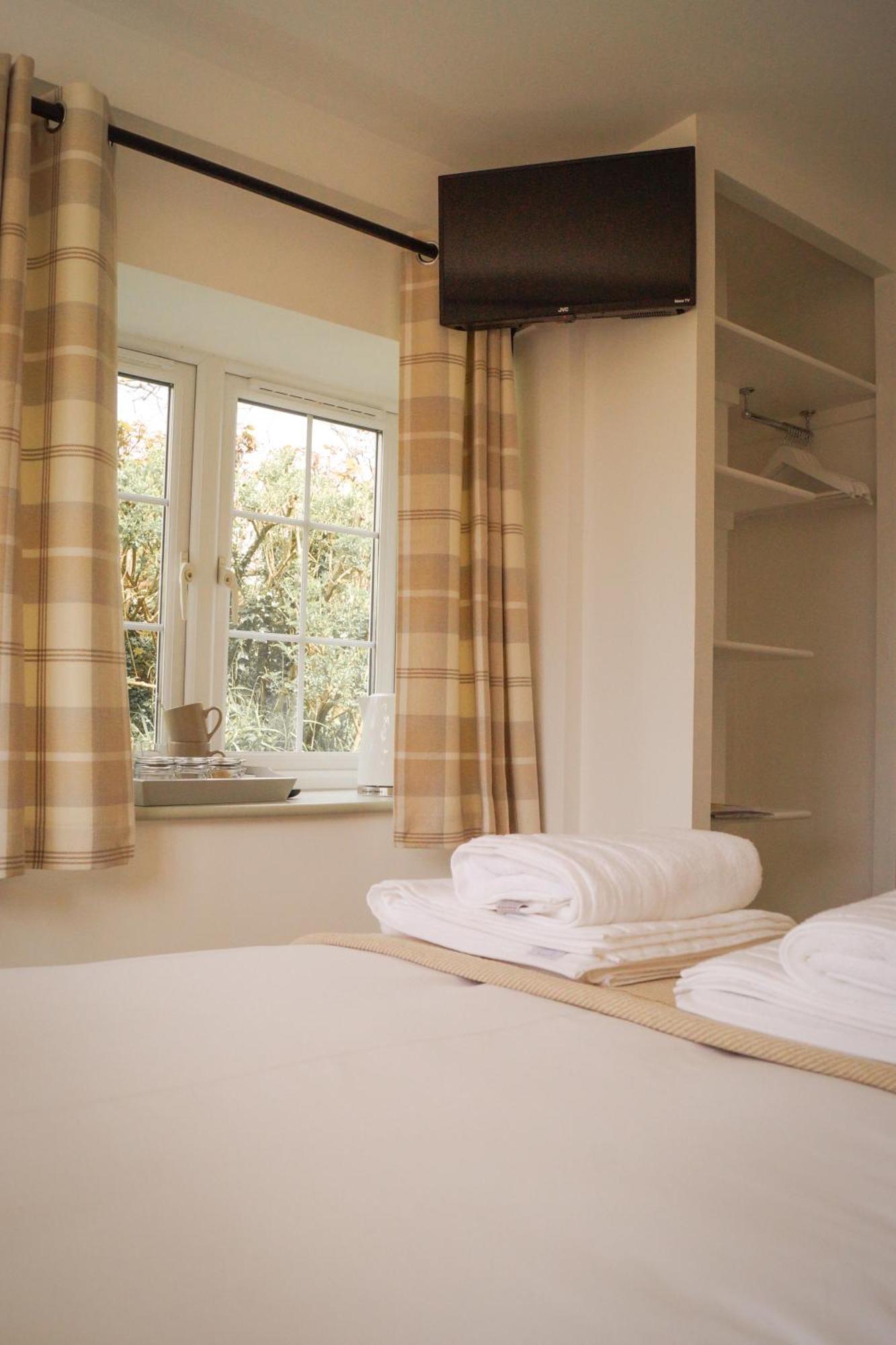Lemon Tree Rooms - Newly Refurbished Coastal Stay Swyre Exterior foto