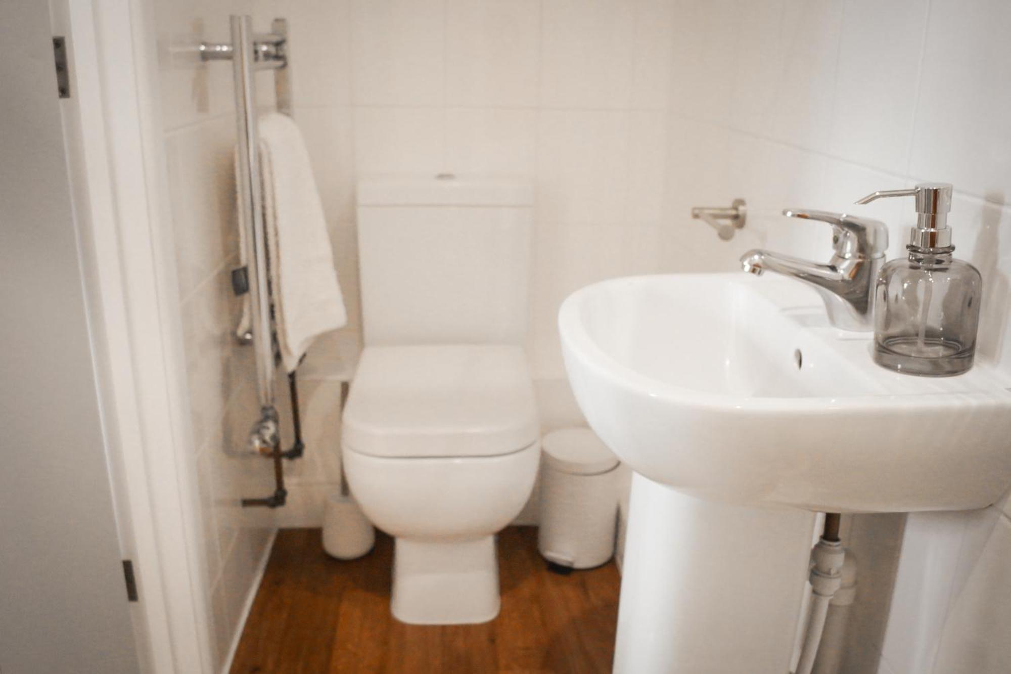 Lemon Tree Rooms - Newly Refurbished Coastal Stay Swyre Exterior foto
